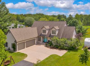 301 Northpoint Dr, Stevens Point, WI 54481