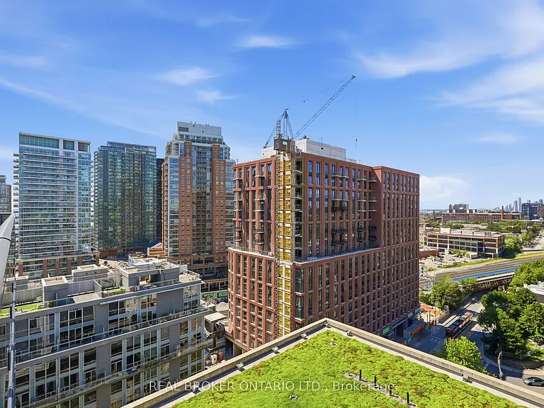 1030 King St W #Penthouse 25 — Photo 20