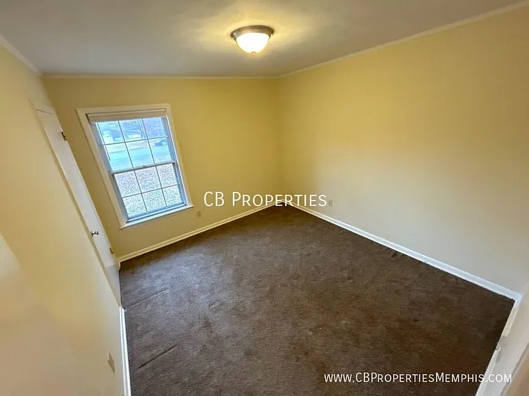 3058 Robbiedon St — Photo 5