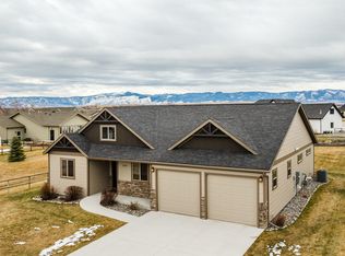 2250 Littlehorn Dr, Sheridan, WY 82801