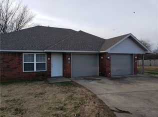 2921 Jerri Ln, Springdale, AR 72764