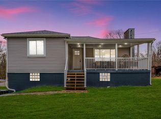 3995 Potato Garden Run Rd, Imperial, PA 15126