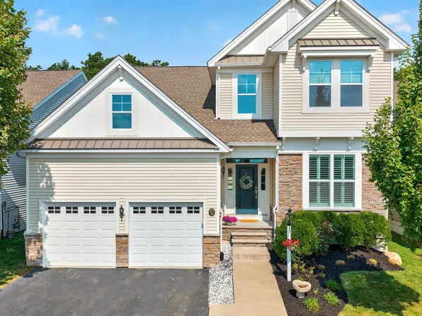 30 Briarwood, Plymouth, MA 02360