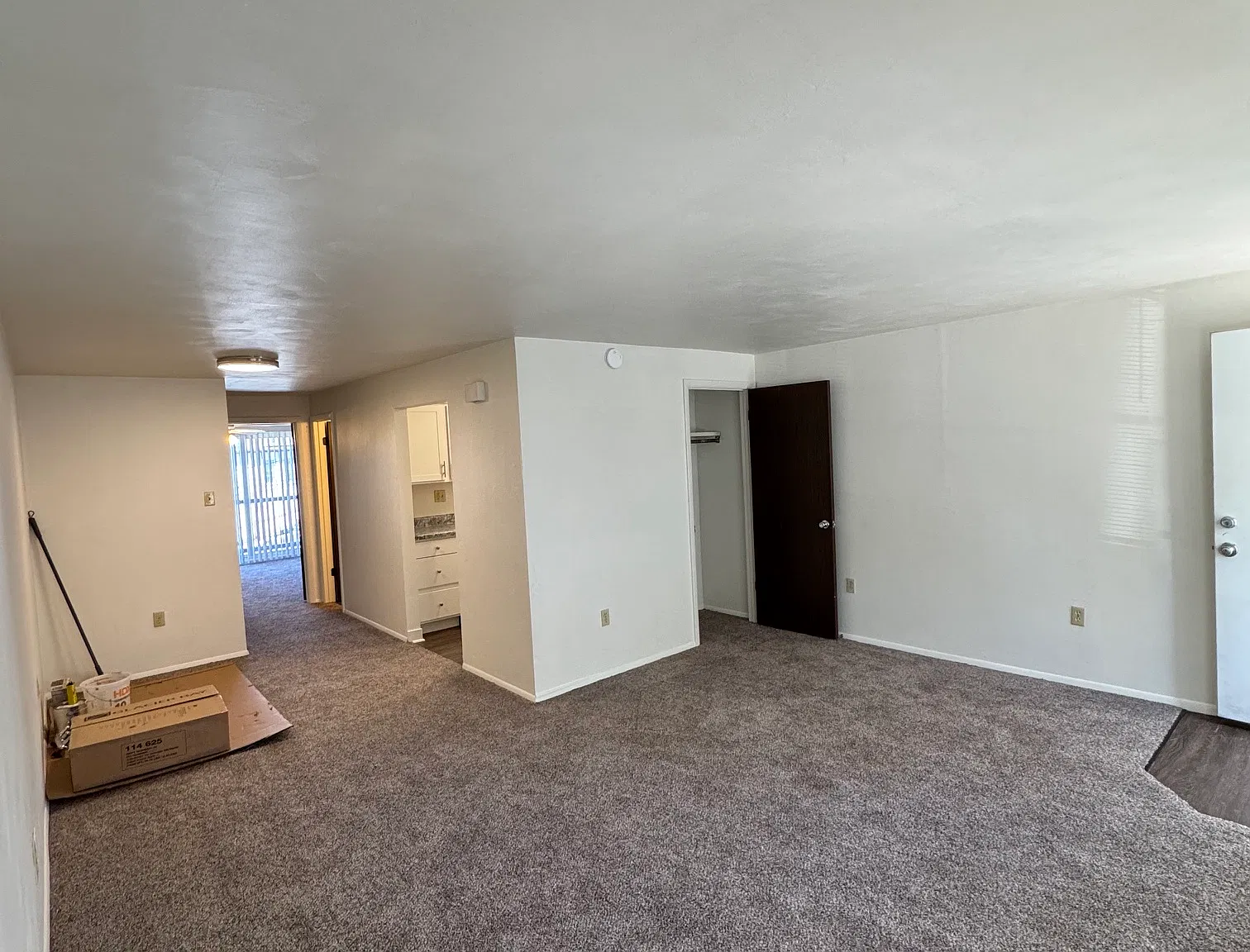 1 bed, 550 sqft, $875 — Photo 2
