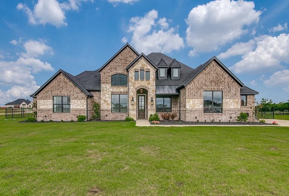1st image of 1525 Tree Haven Ct
