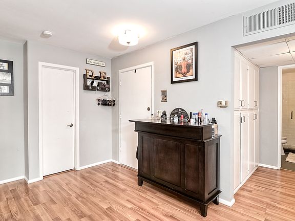 4th image of 3266 1st Ave Unit 31