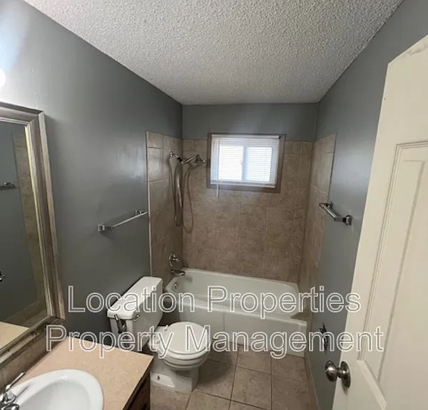 1300 Kentucky St #4 — Photo 4