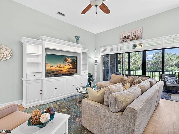 4th image of 8251 Southern Hills Ct Unit 203
