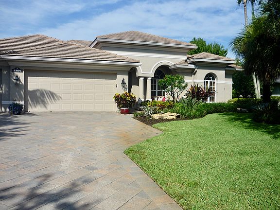 2nd image of 7984 SE Sequoia Dr