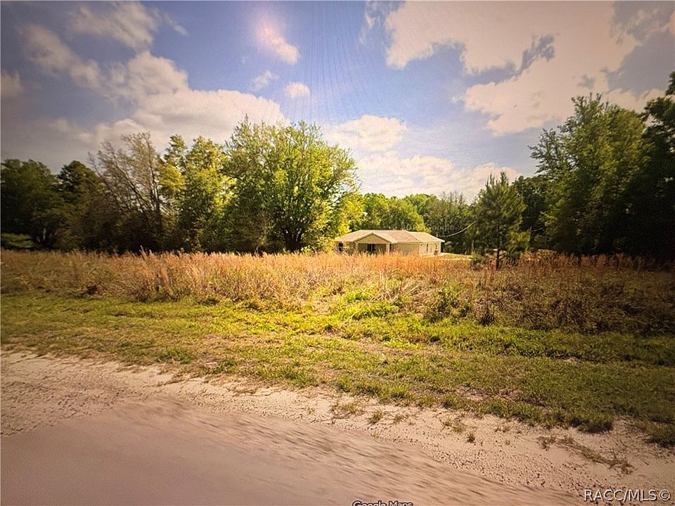 1st image of 444 E Parker Loop