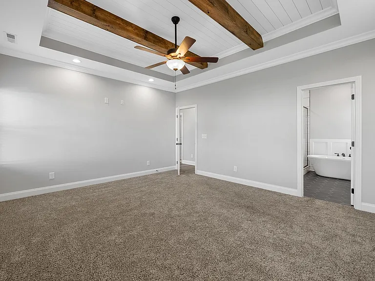 573 Bowden Dr — Photo 19