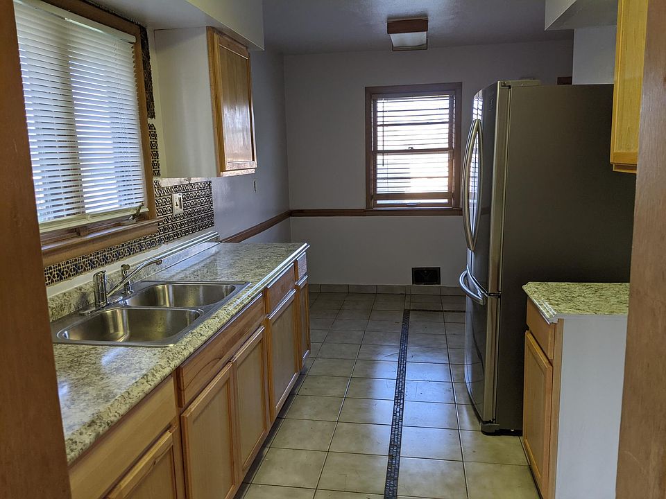 1st image of 2611 Karen Dr