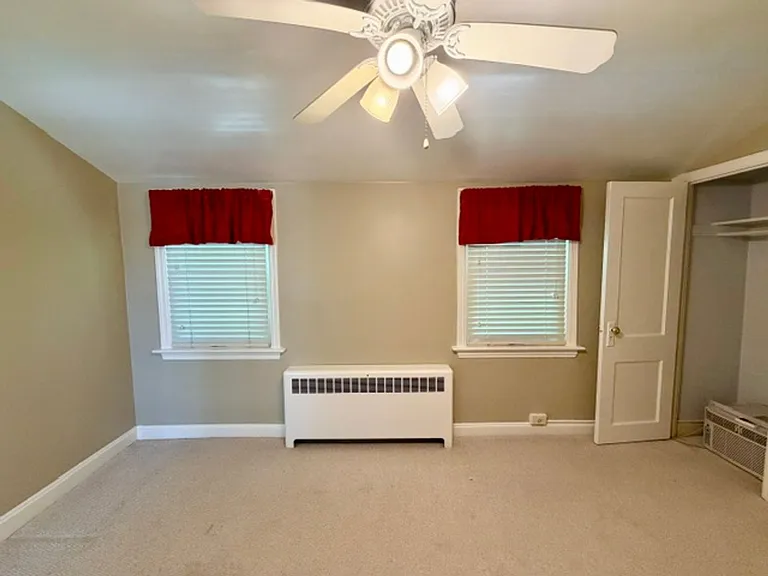 811 Forest Glen Rd — Photo 32