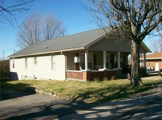 102 Herman Ave, Dickson, TN 37055