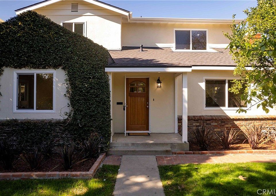 1st image of 1305 W Riverside Dr