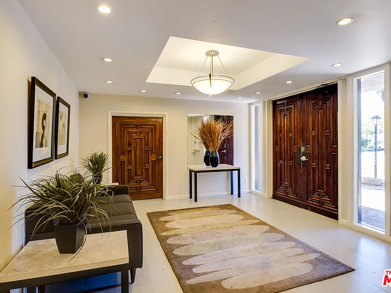 2324 S Beverly Glen Blvd #201 — Photo 29