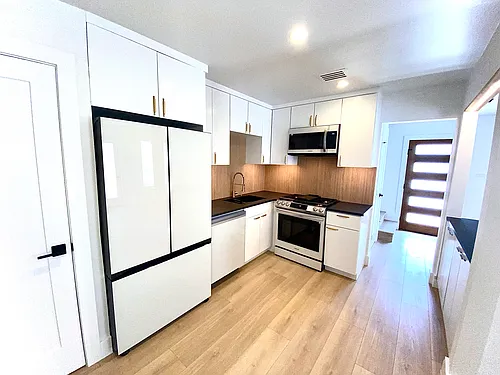 4904 W Gate Blvd #103 Photo 1