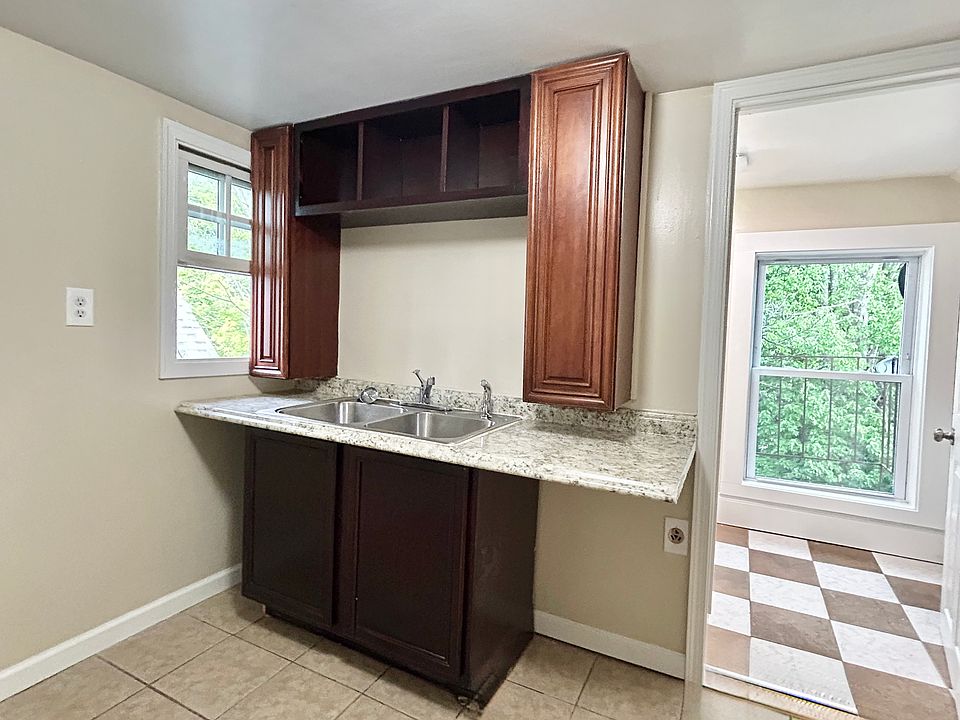 1st image of 50 Lake St #1-D