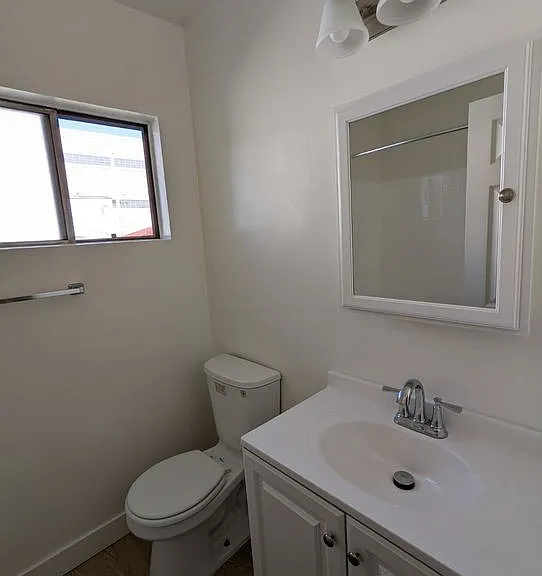 1824 Manning Ave #10 — Photo 14