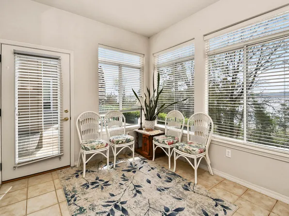 680 Emerald Pointe Drive Bld 3 Un1, Hollister, MO 65672