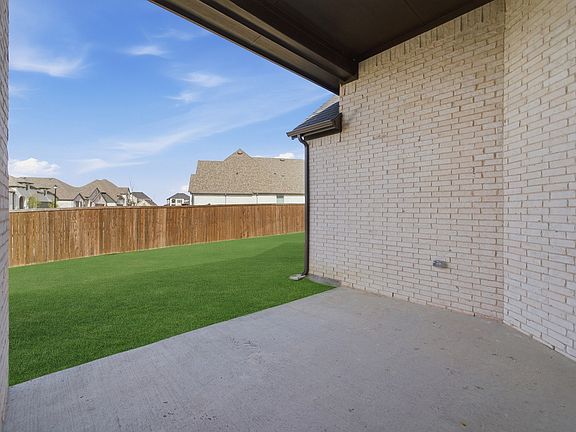 7th image of this home
