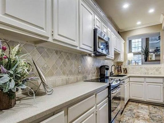 5th image of 6220 Bentwood Trl APT 1805
