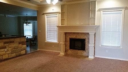 4th image of 104 Black Walnut Ct