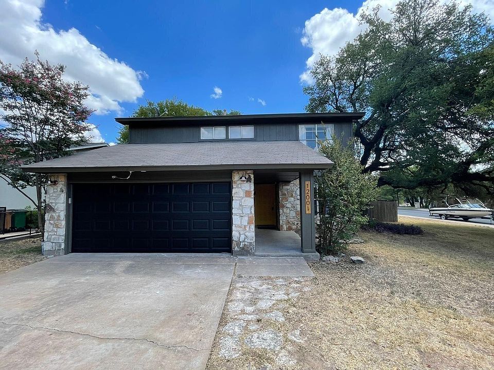 1st image of 12001 Trianon Ln