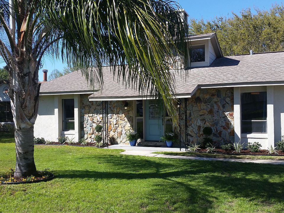 1st image of 12423 Blue Heron Way