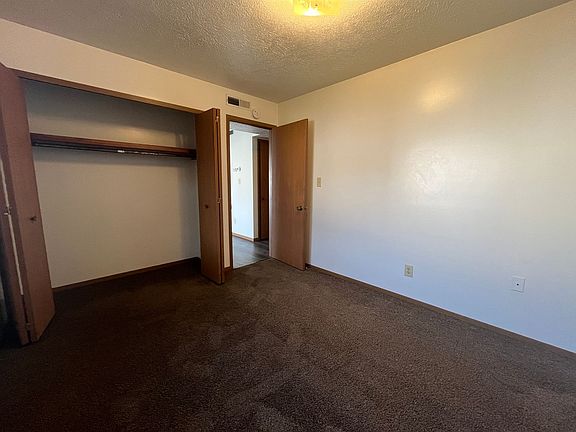 5th image of 433 S Silverwood Ln APT 6