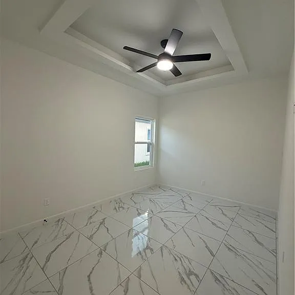 1215 Rosewood Ln #1 — Photo 5