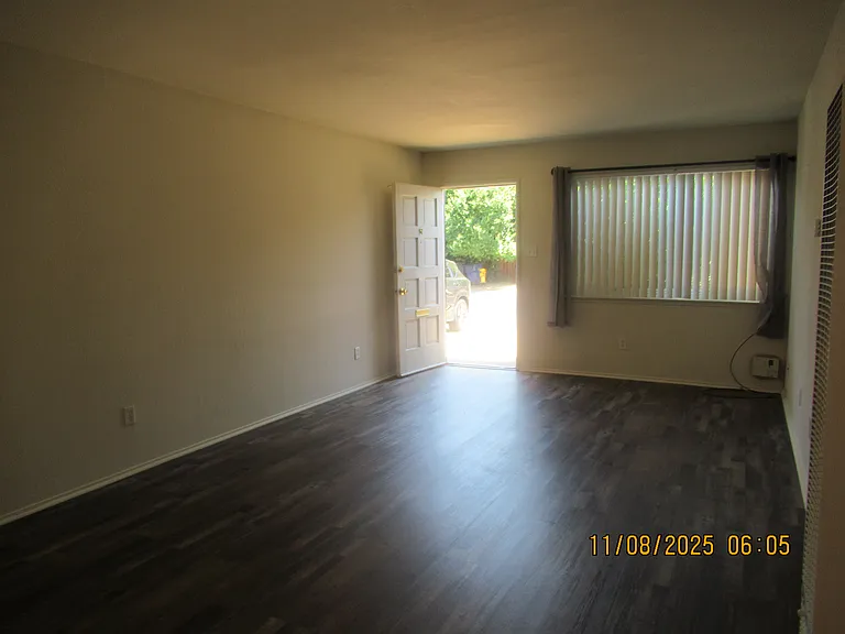 2810 Sweet Way #12 — Photo 11