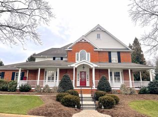 609 Goose Neck Dr, Lititz, PA 17543