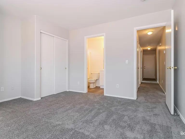12005 W Scotts Dr — Photo 12