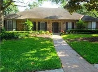 11938 Summerdale St, Houston, TX 77077