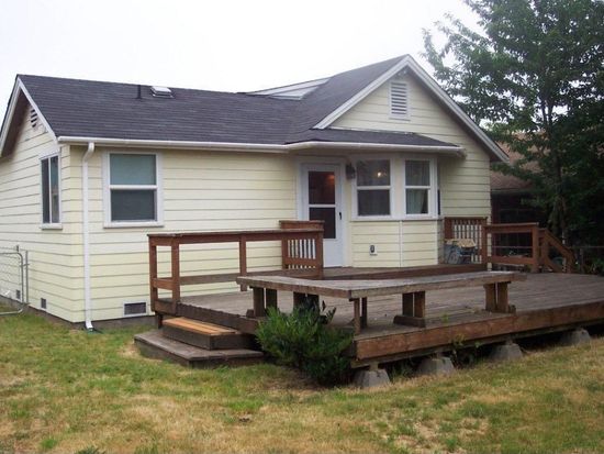 702 Lafayette St S, Tacoma, WA 98444