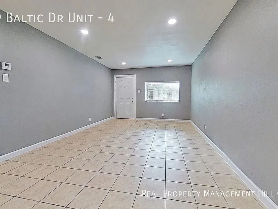11019 Baltic Dr #4