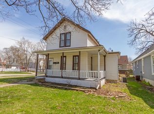 403 S Liberty St, Elgin, IL 60120