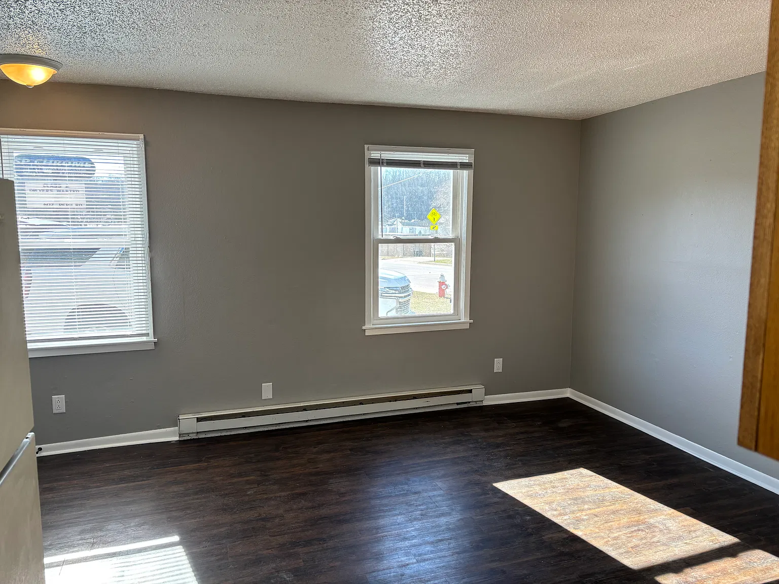 2 bed, $700 — Photo 2