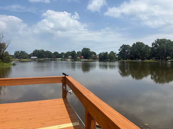 1295 Benbow Dr, Summerton, SC 29148