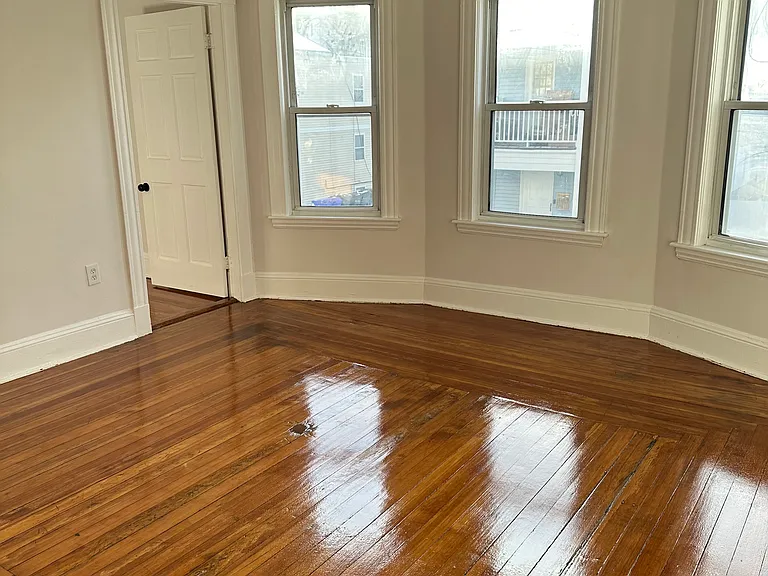Dining room/living room