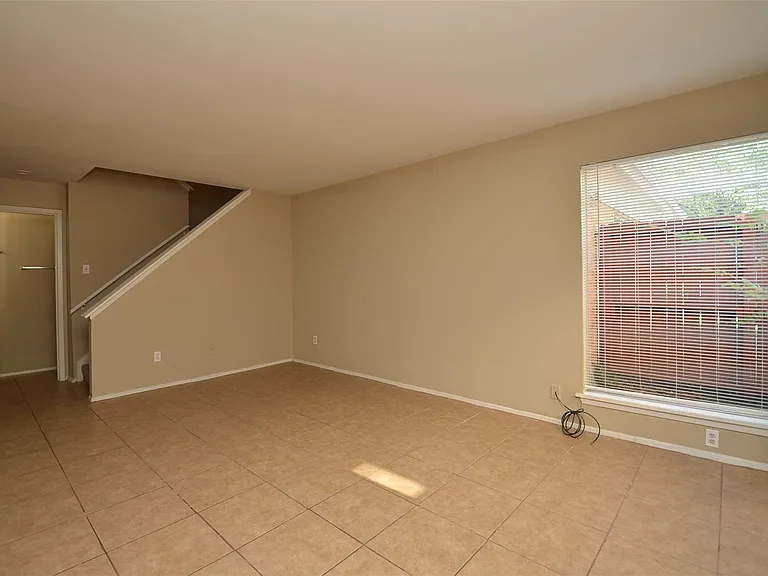 5993 Allday Dr #B — Photo 14