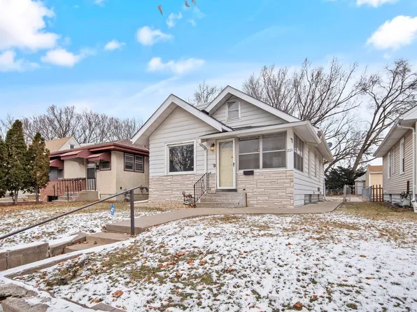 215 Maryland Ave W, Saint Paul, MN 55117