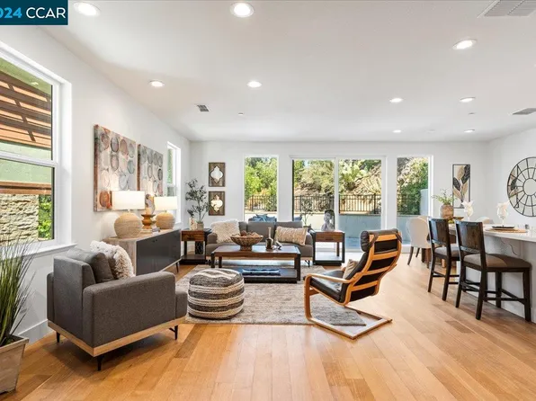 1251 Walker Ave #1, Walnut Creek, CA 94596