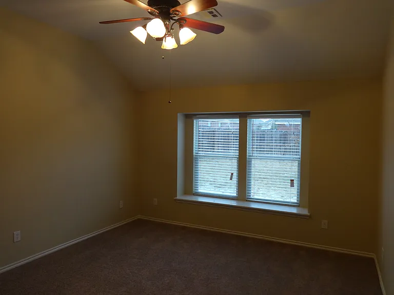 313 Woodridge Dr — Photo 10