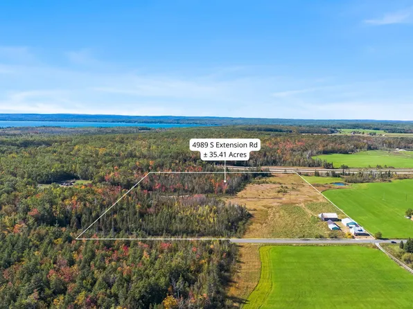 4989 S Extension Rd, Cheboygan, MI 49721