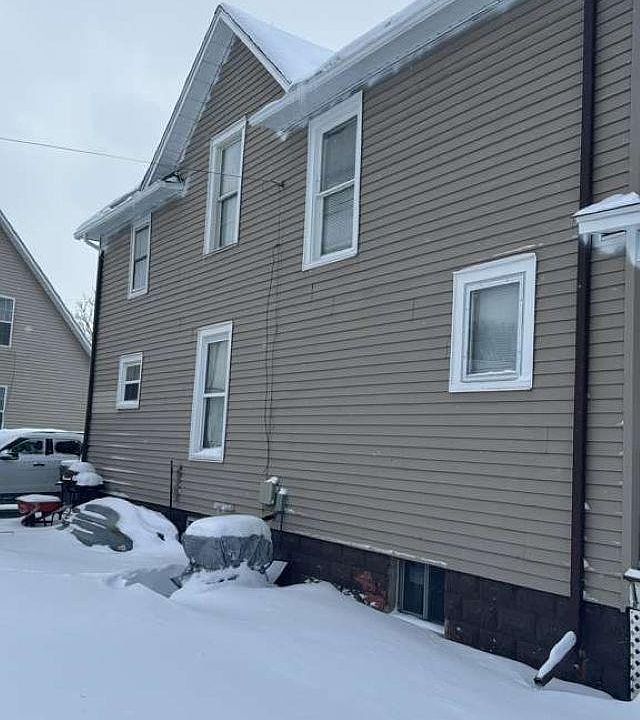 2nd image of 245 La Salle St