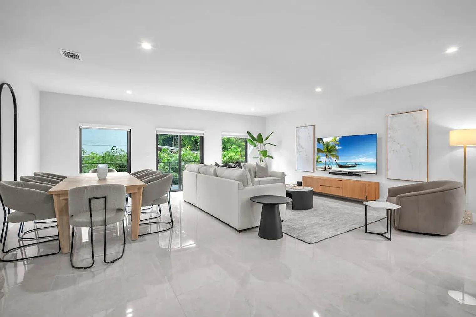 4 bed, 3.0 bath, 2497 sqft, $24,369 — Photo 1