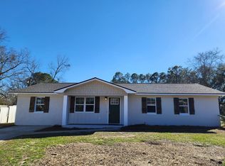 608 W 2nd St, Ocilla, GA 31774