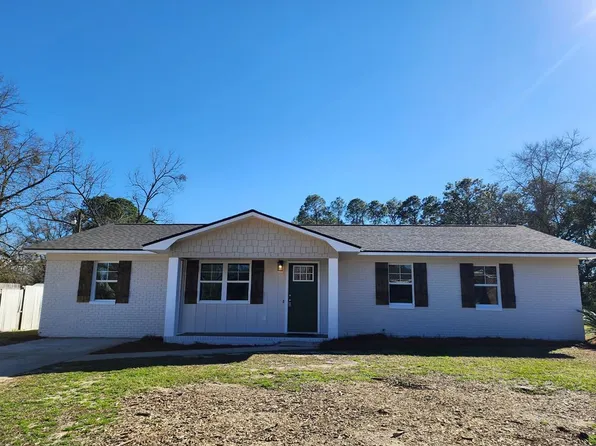 608 W 2nd St, Ocilla, GA 31774